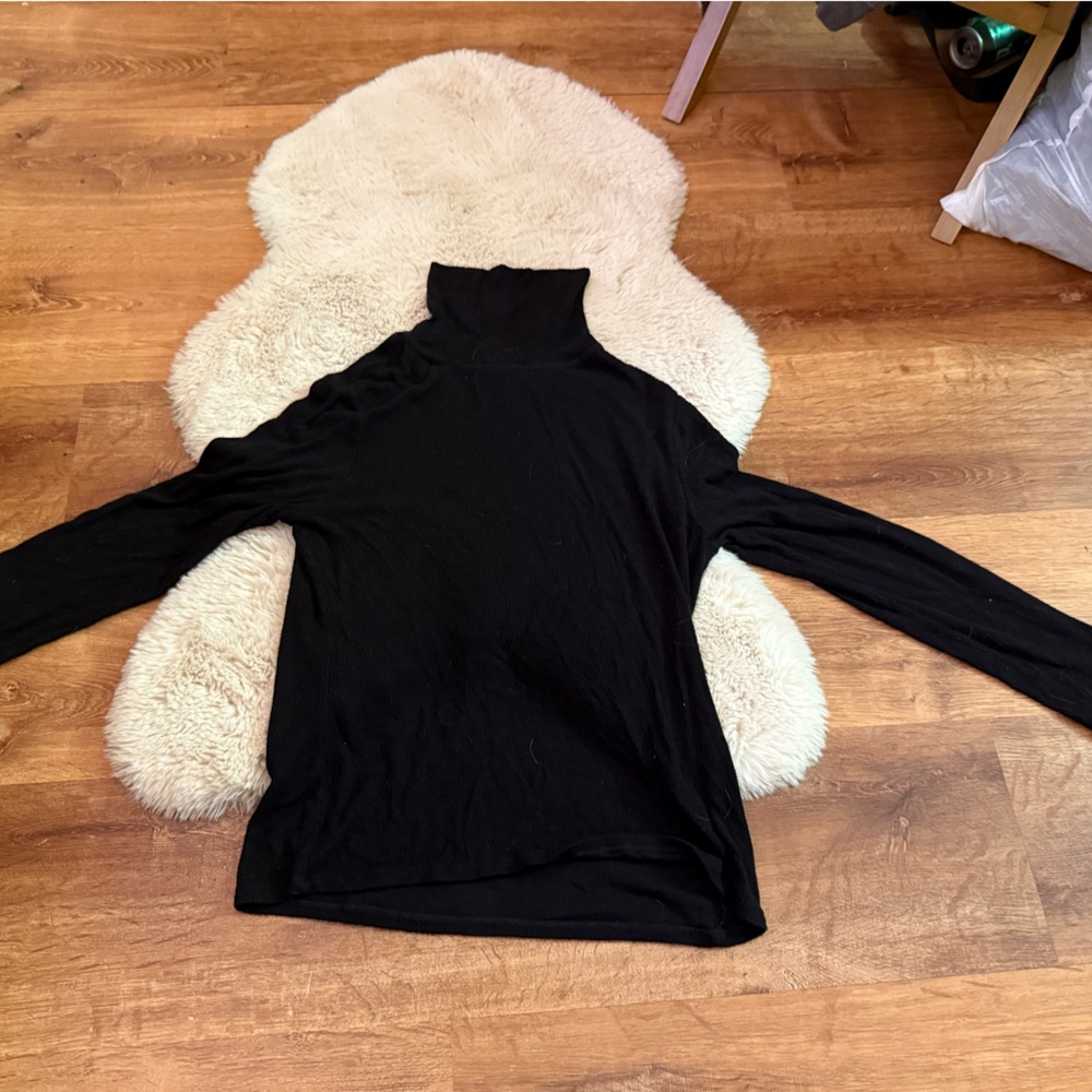 Black Long Sleeve Turtleneck Sweater